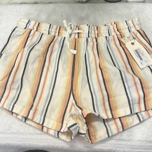 Billabong women’s shorts, size large, multicolor BRAND NEW!